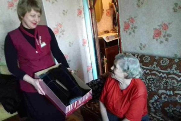 Россиянка 40 лет проносила одни сапоги: «Только подошва скользит немного»